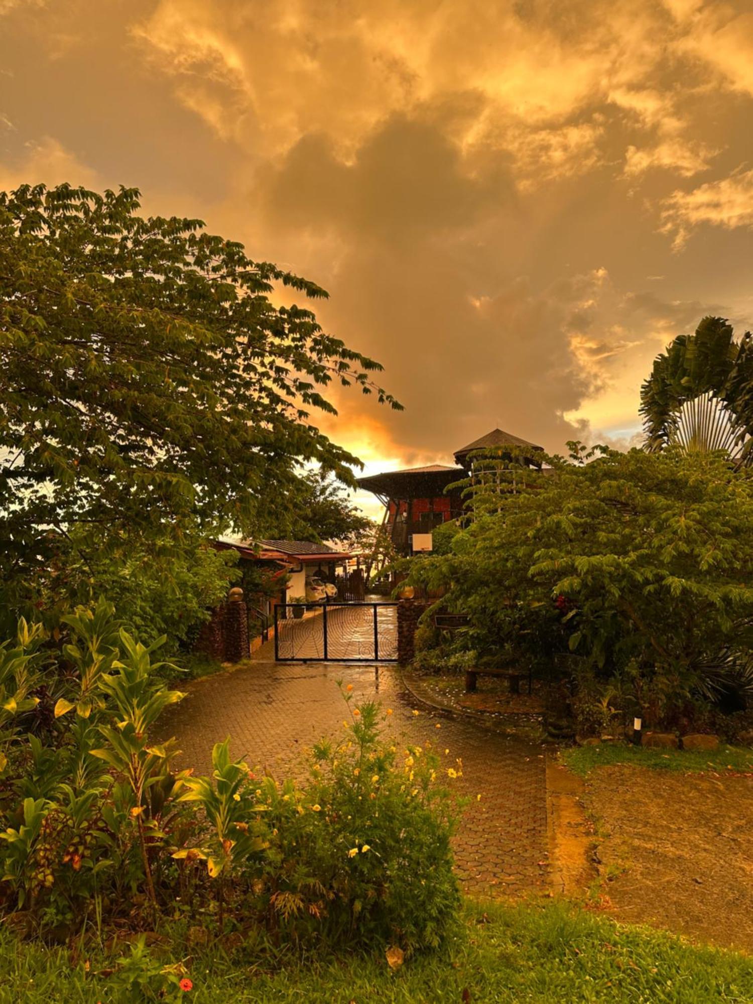 Sinurambi Cottage Rental Penampang Exterior foto